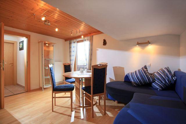 Neukumhof Apartment *